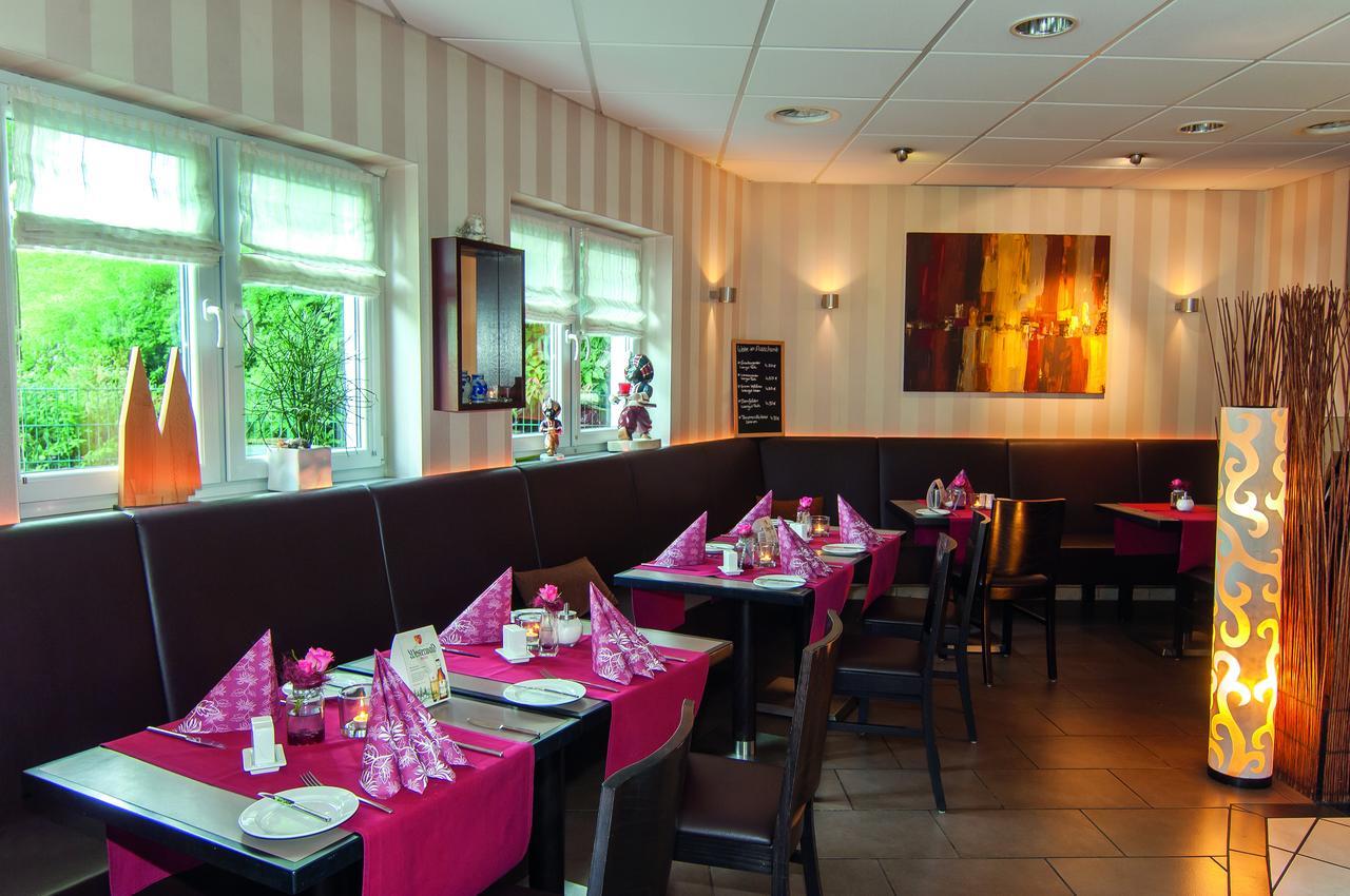 Hotel & Restaurant 4 Winden Windhagen Exterior foto